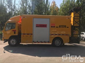 齊魯交通濟南分公司配備2臺英達安全緩沖車 防撞緩沖車提升道路作業(yè)安全